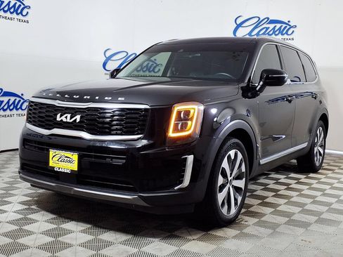 Used 2022 Kia Telluride EX w/ EX Premium Package FWD image 5