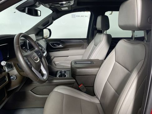 Certified 2023 GMC Yukon SLT w/ SLT Premium Package AWD/4WD image 11