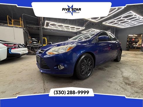 Used 2012 Ford Focus SE image 1