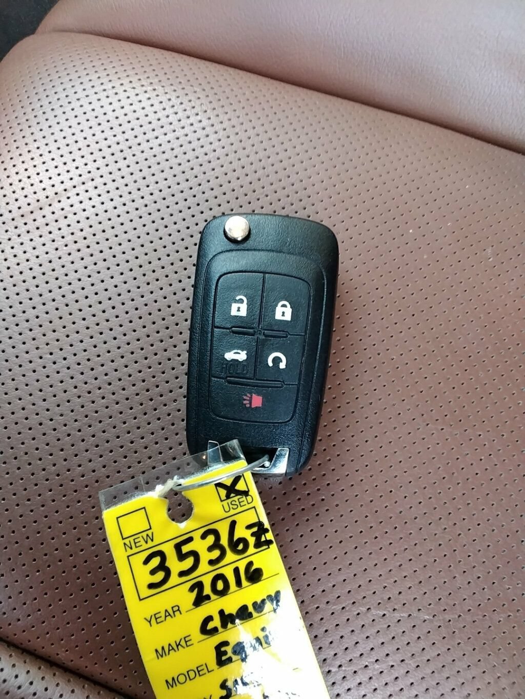 Used 2016 Chevrolet Equinox LTZ w/ Enhanced Convenience Package AWD/4WD image 28