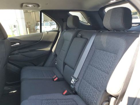 Used 2023 Chevrolet Equinox LT AWD/4WD image 28