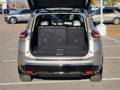 Certified 2025 Nissan Rogue Platinum w/ Platinum Premium Package image 30