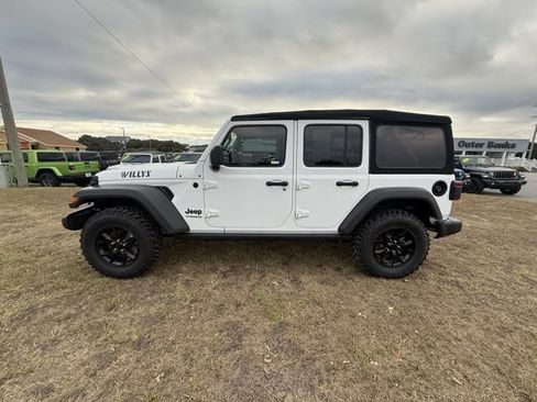 Certified 2021 Jeep Wrangler Unlimited Sport image 4