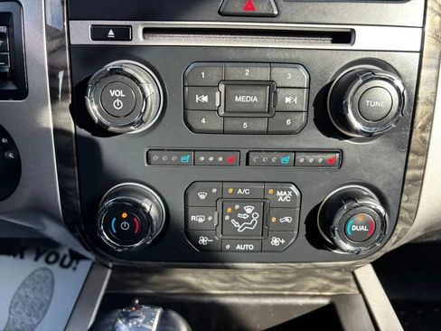 Used 2017 Ford Expedition Limited AWD/4WD image 21