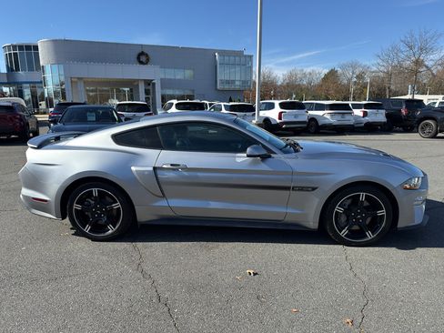 Used 2020 Ford Mustang GT Premium w/ Equipment Group 401A image 8