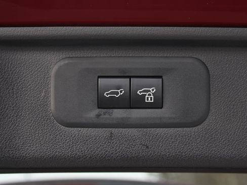 Used 2024 Toyota Grand Highlander XLE image 9