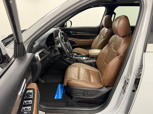 Used 2022 Kia Telluride SX w/ SX Prestige Package image 18