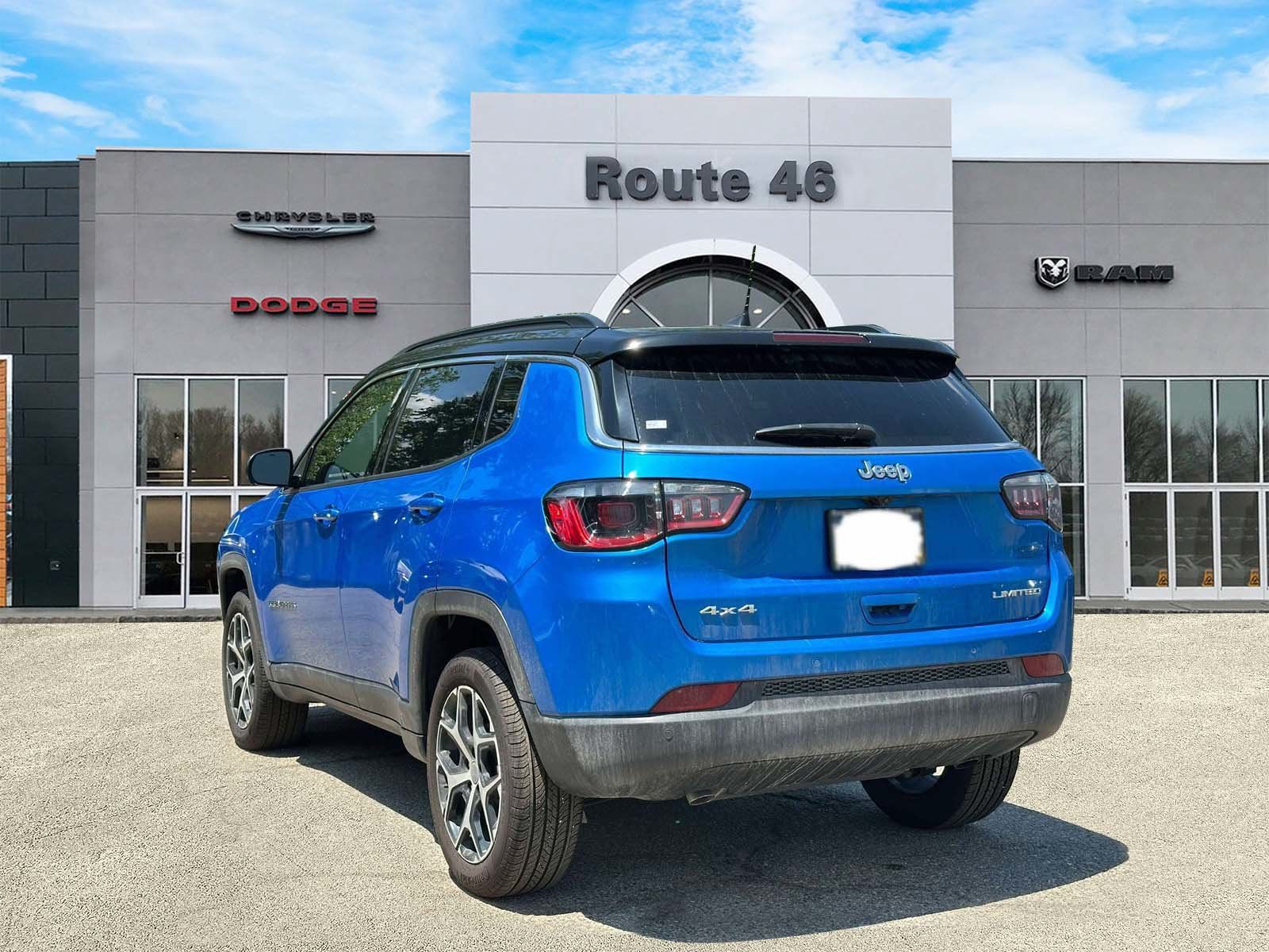 Used 2026 Jeep Compass Limited AWD/4WD image 4