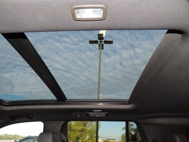 Used 2021 GMC Yukon Denali AWD/4WD image 26