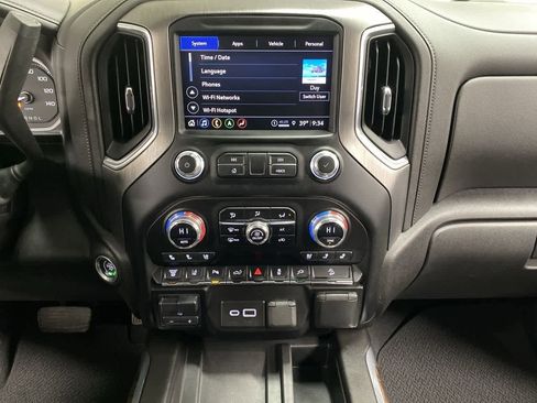 Used 2023 GMC Sierra 3500 Denali image 23