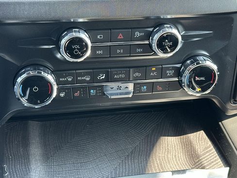 New 2025 Ford F250 Platinum w/ Tremor Off-Road Package image 22