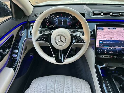 Certified 2023 Mercedes-Benz S 500 4MATIC image 18