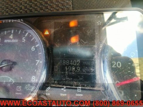 Used 2011 Nissan Rogue SV image 9