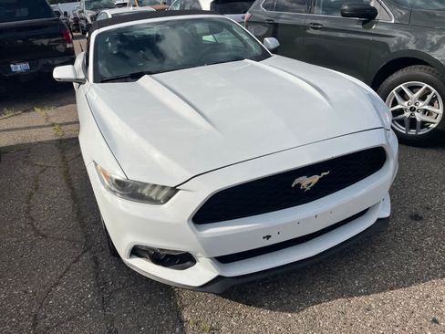 Used 2017 Ford Mustang Premium RWD image 22