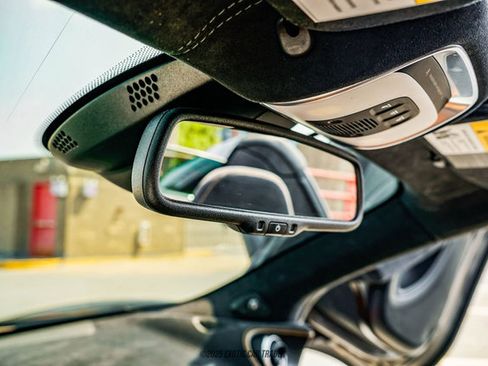 Used 2019 McLaren 570S Spider image 46