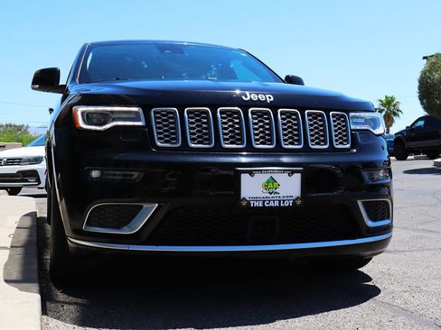 Used 2019 Jeep Grand Cherokee Summit w/ Platinum Series Group AWD/4WD image 18