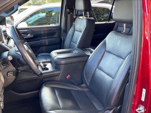 Used 2021 Chevrolet Suburban LT w/ LT Signature Package image 23