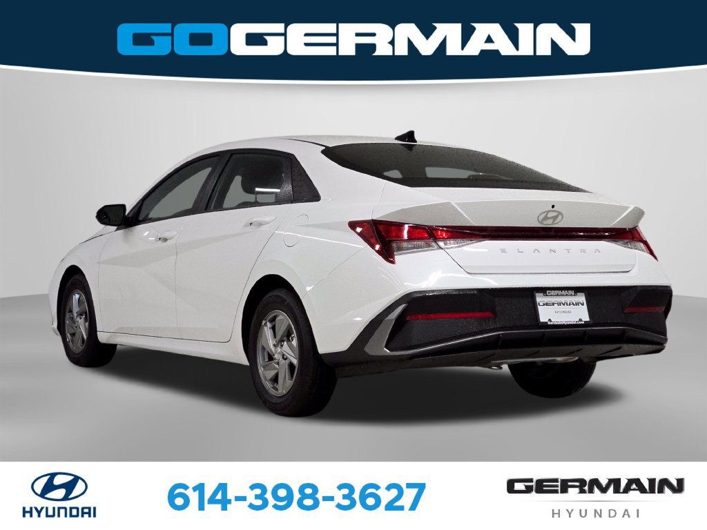 Certified 2026 Hyundai Elantra SE FWD image 10