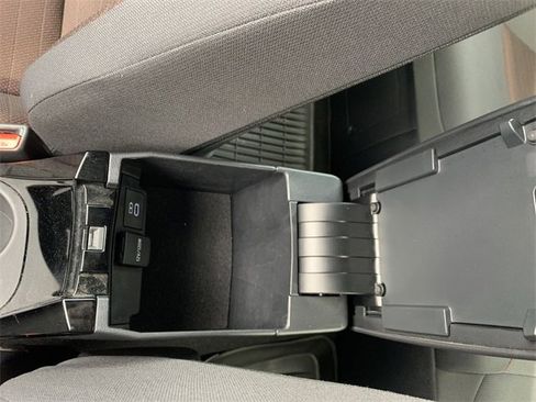 Used 2024 Toyota Corolla SE image 26