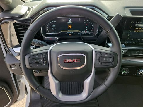 Used 2023 GMC Sierra 1500 Elevation image 23
