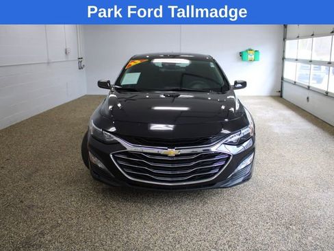 Used 2023 Chevrolet Malibu LT w/ Driver Confidence Package image 9