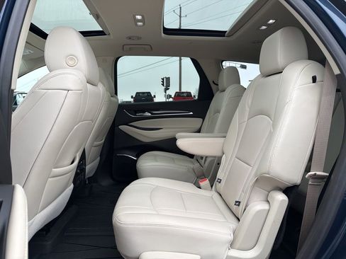 Used 2023 Buick Enclave Essence w/ Experience Buick Package image 22