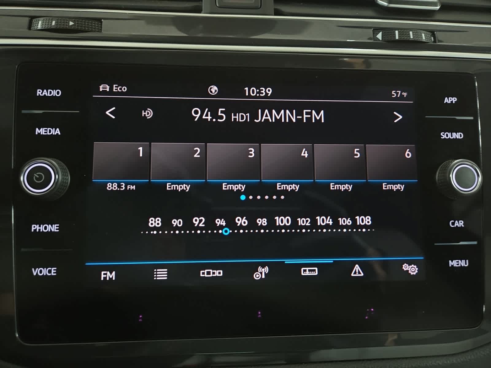 Used 2024 Volkswagen Tiguan SE R-Line AWD/4WD image 26