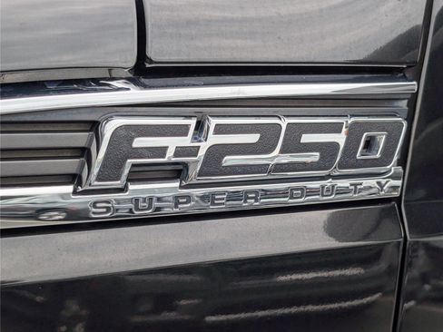Used 2011 Ford F250 XLT w/ XLT Interior Pkg AWD/4WD image 9