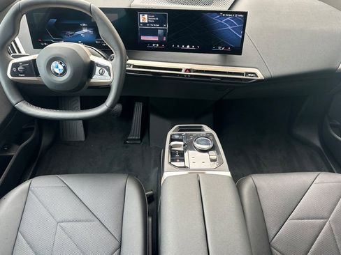 New 2026 BMW iX xDrive60 w/ Premium Package image 12