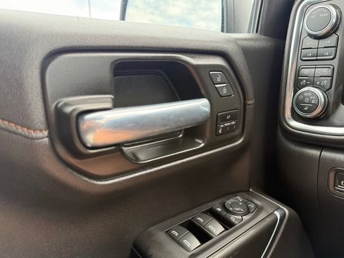 Used 2021 GMC Sierra 1500 AT4 w/ AT4 Premium Package AWD/4WD image 12