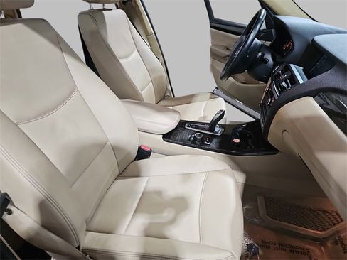 Used 2013 BMW X3 xDrive28i image 10