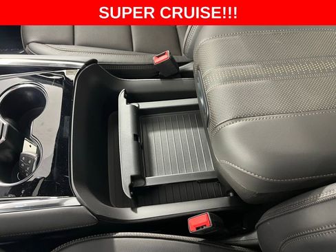 New 2026 Chevrolet Suburban High Country AWD/4WD image 44