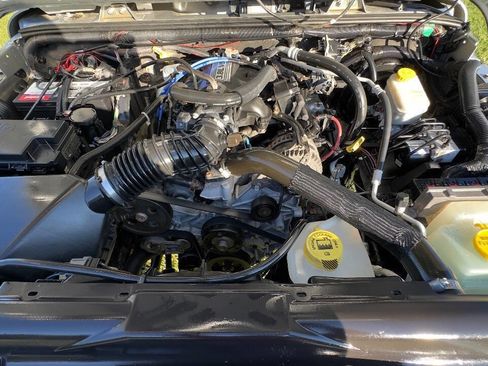 Used 2011 Jeep Wrangler Unlimited Sport image 18