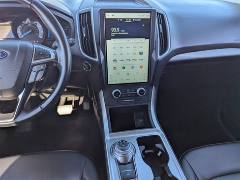 Certified 2023 Ford Edge SEL image 18