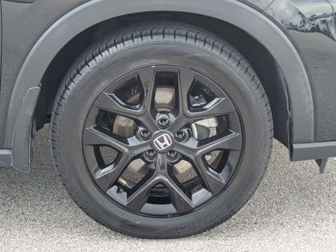 Used 2025 Honda HR-V Sport image 11