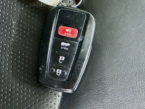 Used 2020 Toyota Camry XSE w/ Carpet Mat Package FWD image 34