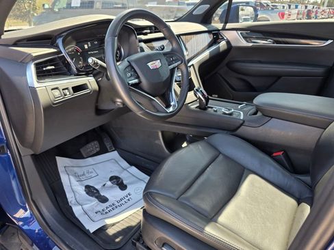 Used 2024 Cadillac XT6 Premium Luxury w/ LPO, Floor Liner Package image 26