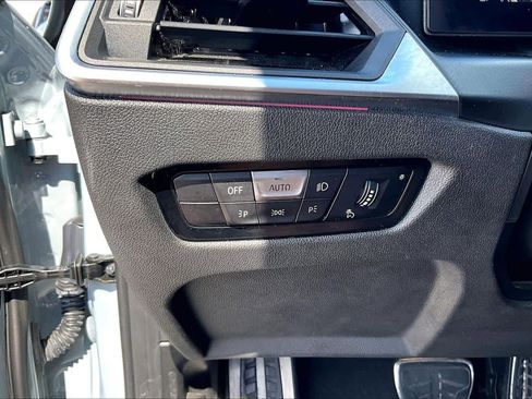 Used 2023 BMW 330i Sedan w/ M Sport Package image 33