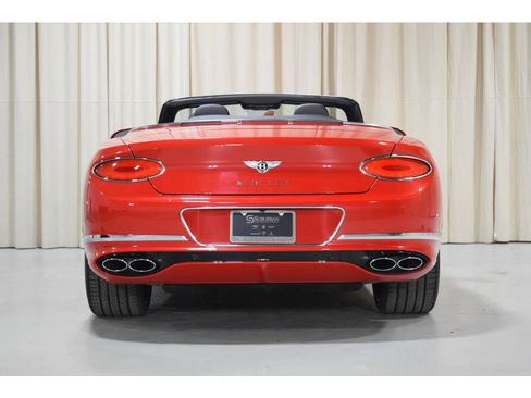 Certified 2023 Bentley Continental GT V8 AWD/4WD image 15