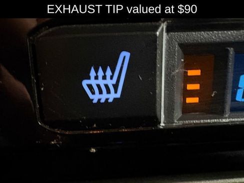 Used 2016 Toyota Tacoma TRD Sport image 7