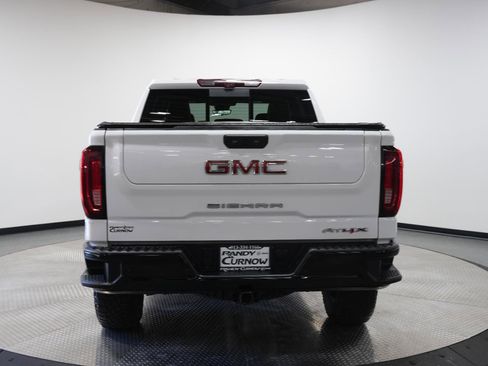 Used 2024 GMC Sierra 1500 AT4X image 8