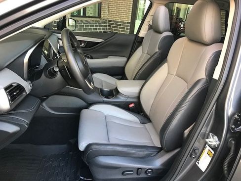 Used 2025 Subaru Outback Limited w/ Popular Package #2 AWD/4WD image 6