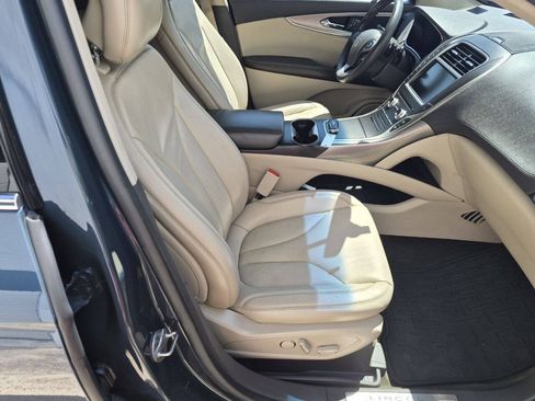 Used 2016 Lincoln MKX Select AWD/4WD image 12