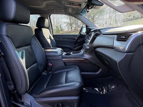Used 2020 Chevrolet Tahoe LT image 14