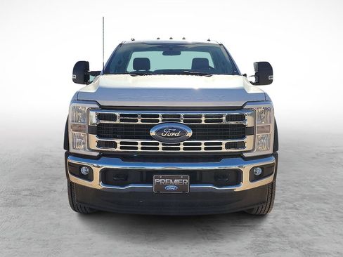 New 2026 Ford F550 4x4 Regular Cab Super Duty image 3