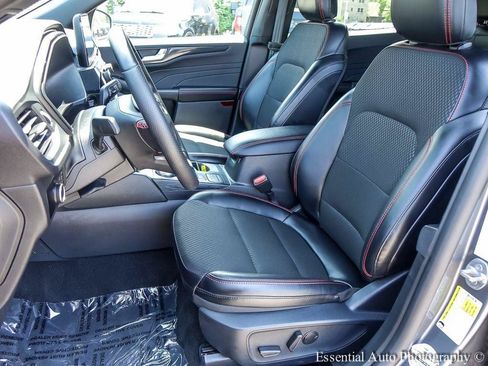Used 2026 Ford Escape ST-Line AWD/4WD image 9