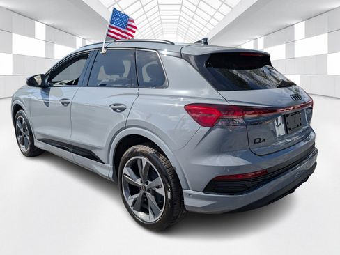 Used 2024 Audi Q4 e-tron Premium Plus w/ Premium Plus image 5