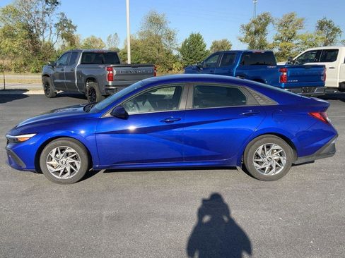 Used 2024 Hyundai Elantra SEL image 6