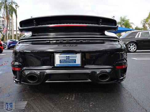 Used 2022 Porsche 911 Turbo S image 9