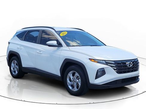 Used 2023 Hyundai Tucson SEL FWD image 3